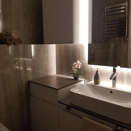 Azura Residence - New Luxury Apartment Белград Екстериор снимка