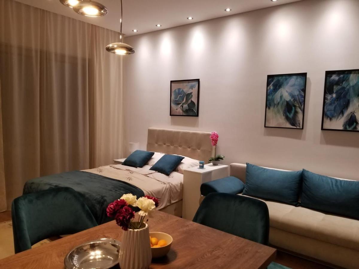 Azura - New Luxury Apartment *